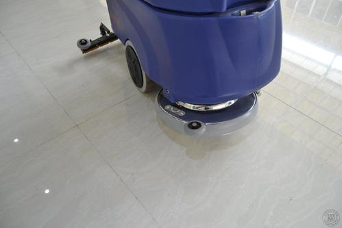 xd3a手推式洗地机 工厂地面清洗机 全自动洗地机 电瓶洗地吸干机